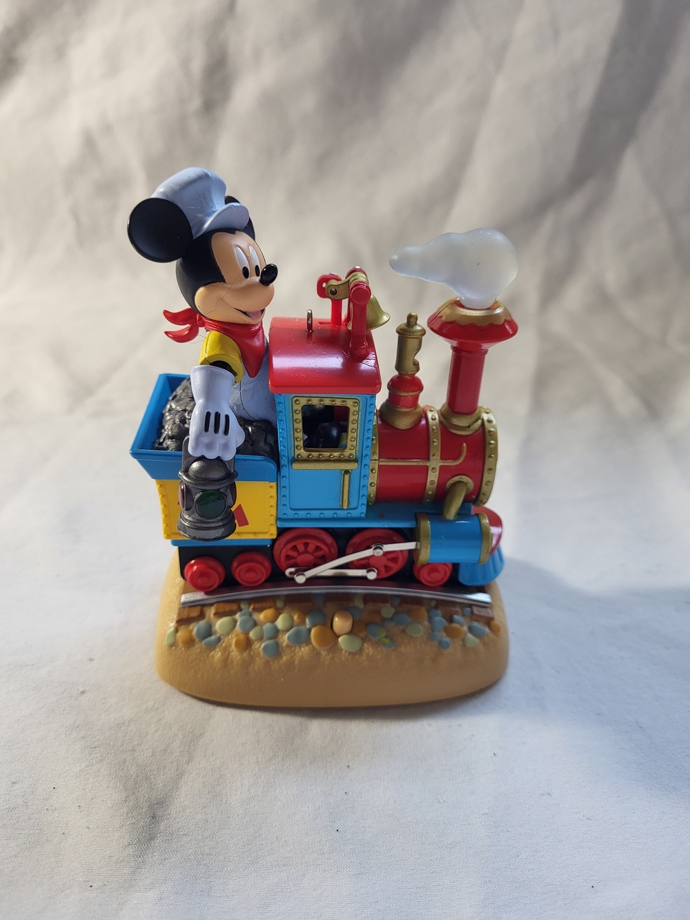 Hallmark Disney Mickey Mouse 2017 Train Keepsake Christmas Ornament Animation